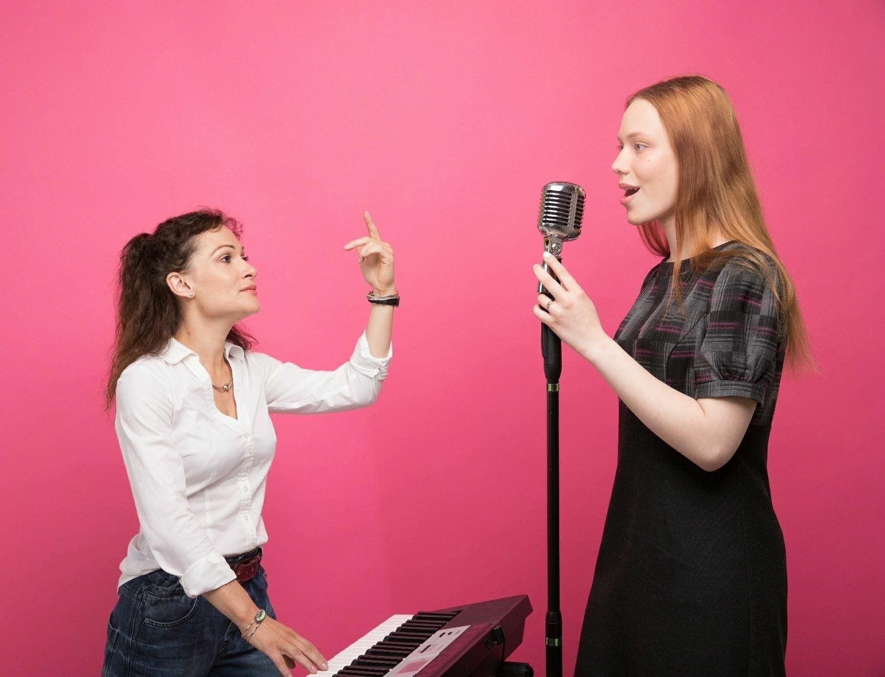 Уроки вокала: основы, польза, рекомендации